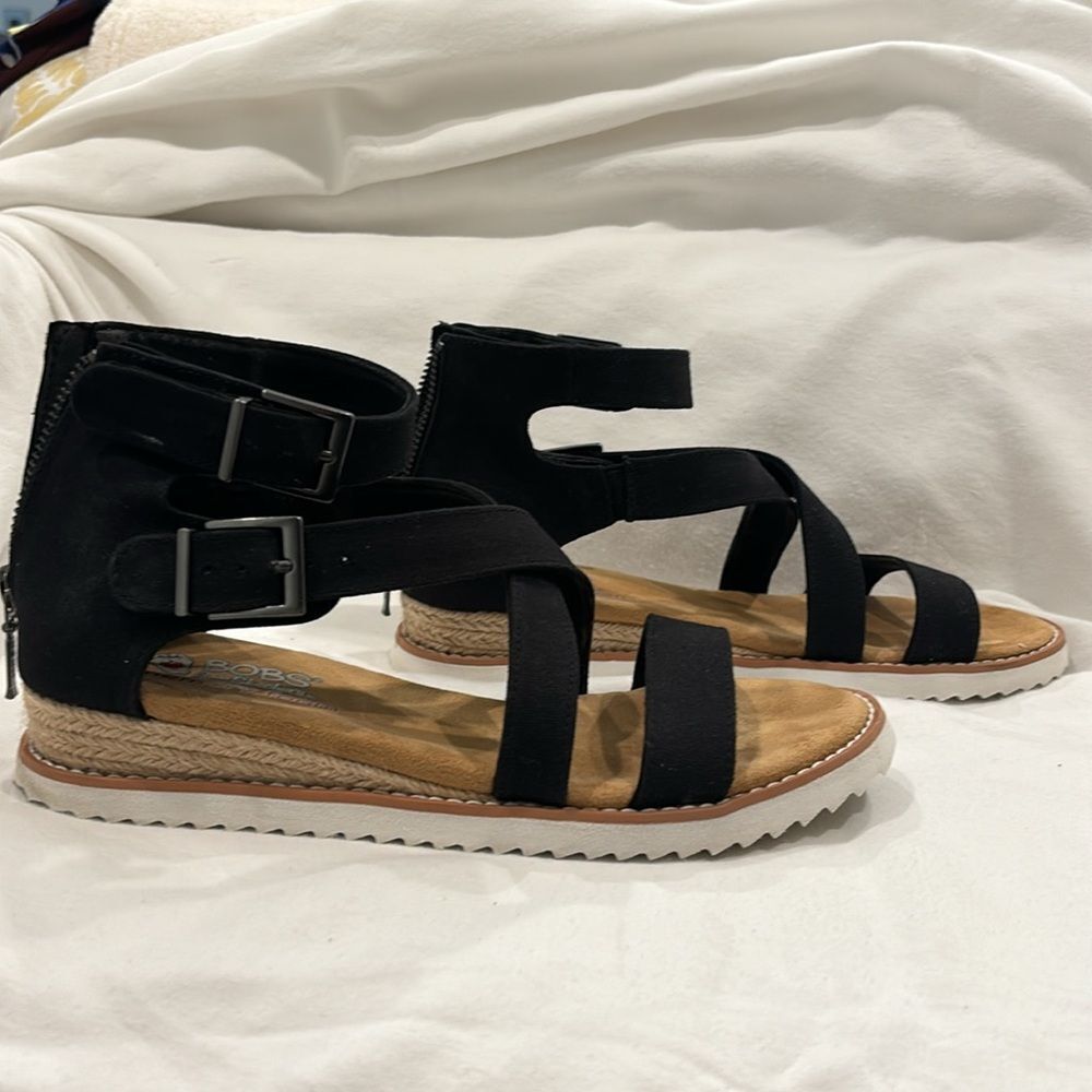 Sketchers Memory-foam Mountain Princess Wedges Size 7.5 - Picture 2 of 5